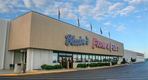 Farm and fleet woodstock - Blain's Farm & Fleet Woodstock is a farm supply retail store with a wide variety of products in home improvement, home basics, pet, automotive, and more! ... Woodstock IL 60098 Get Directions (815) 338-2549. New Year's Weekend Hours. Mon-Fri. 8:00 AM to 8:00 PM. Saturday. 8:00 AM to 6:00 PM. Sunday.